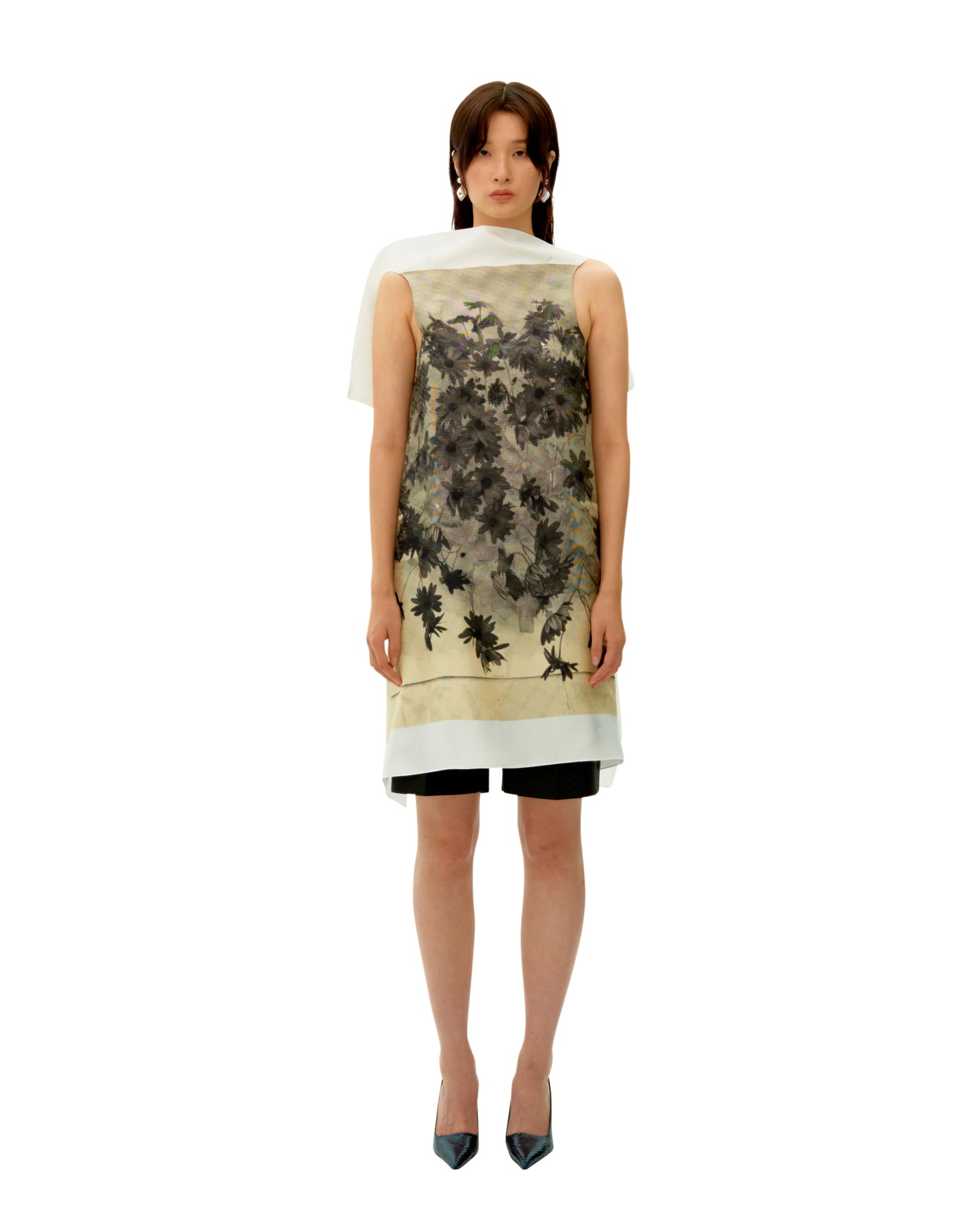 DAISIES PRINTED SILK FLAG TOP