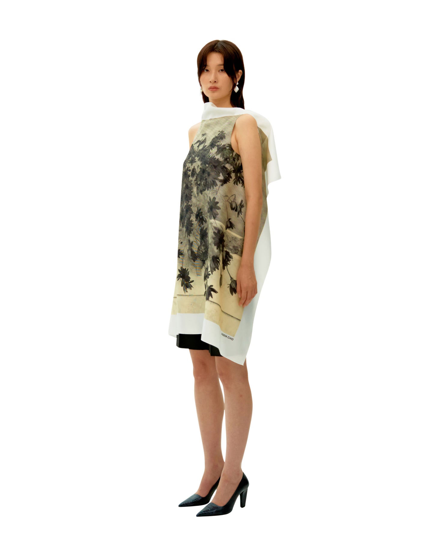 DAISIES PRINTED SILK FLAG TOP