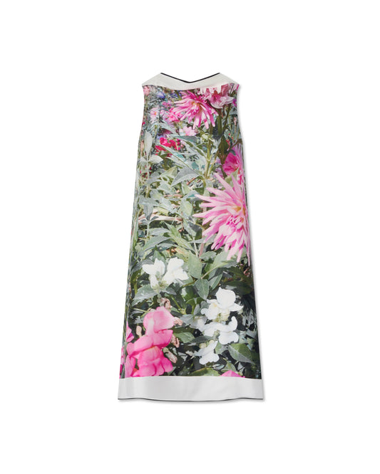 ARRANGEMENT 02 FLAG DRESS 02
