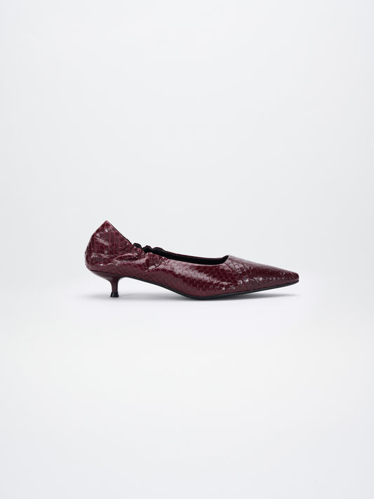 BURGUNDY KITTEN HEELS PUMPS