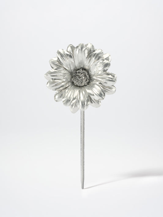 DAISY BOUTONNIERE